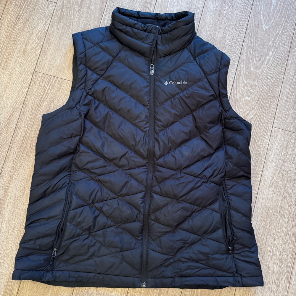 Columbia Black Quilted Vest